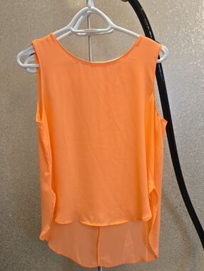 Women's Sleeveless High-Low Shell Top - Neon Orange